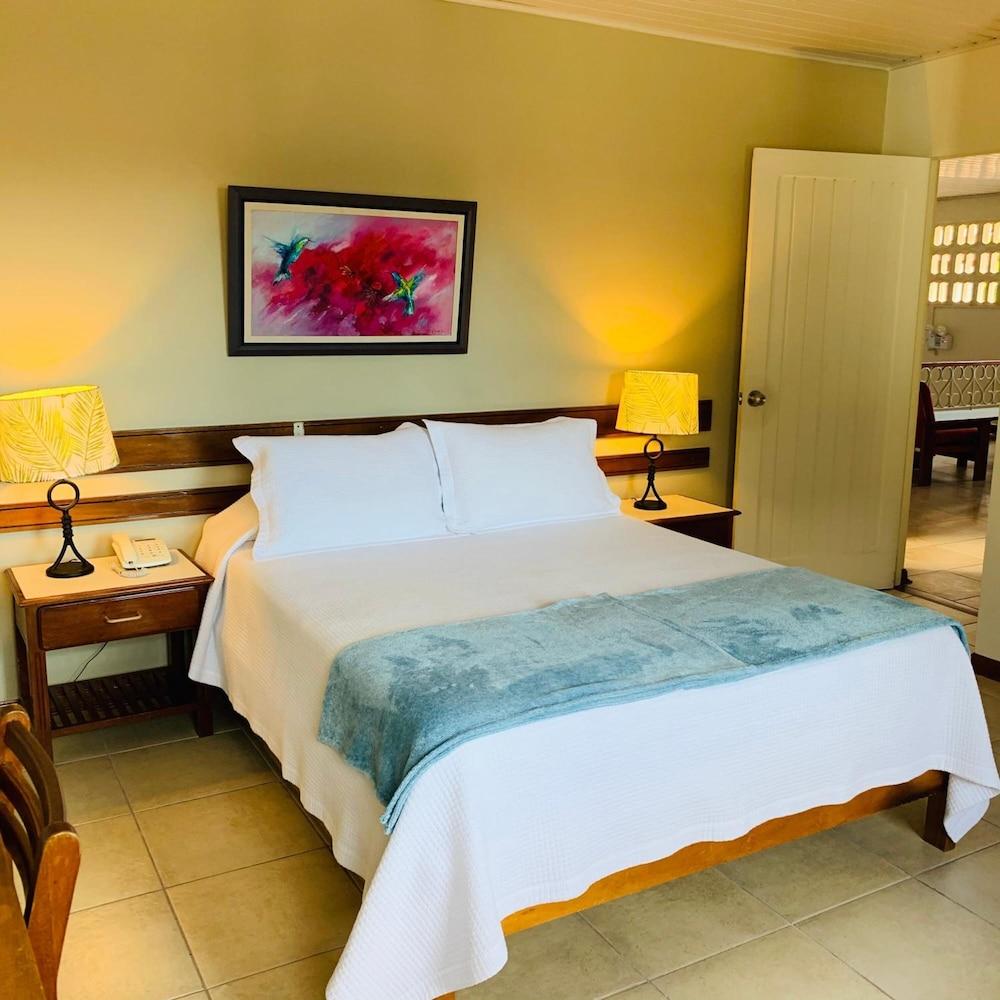 Hotel Acosta إكيتوس المظهر الخارجي الصورة
