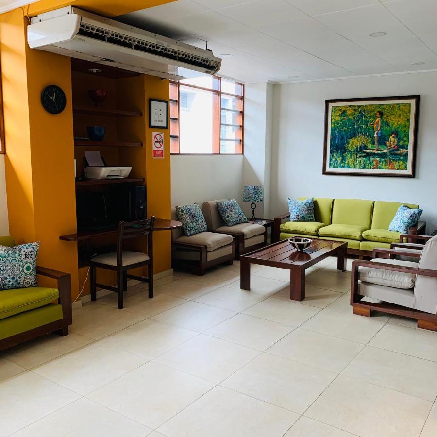 Hotel Acosta إكيتوس المظهر الخارجي الصورة