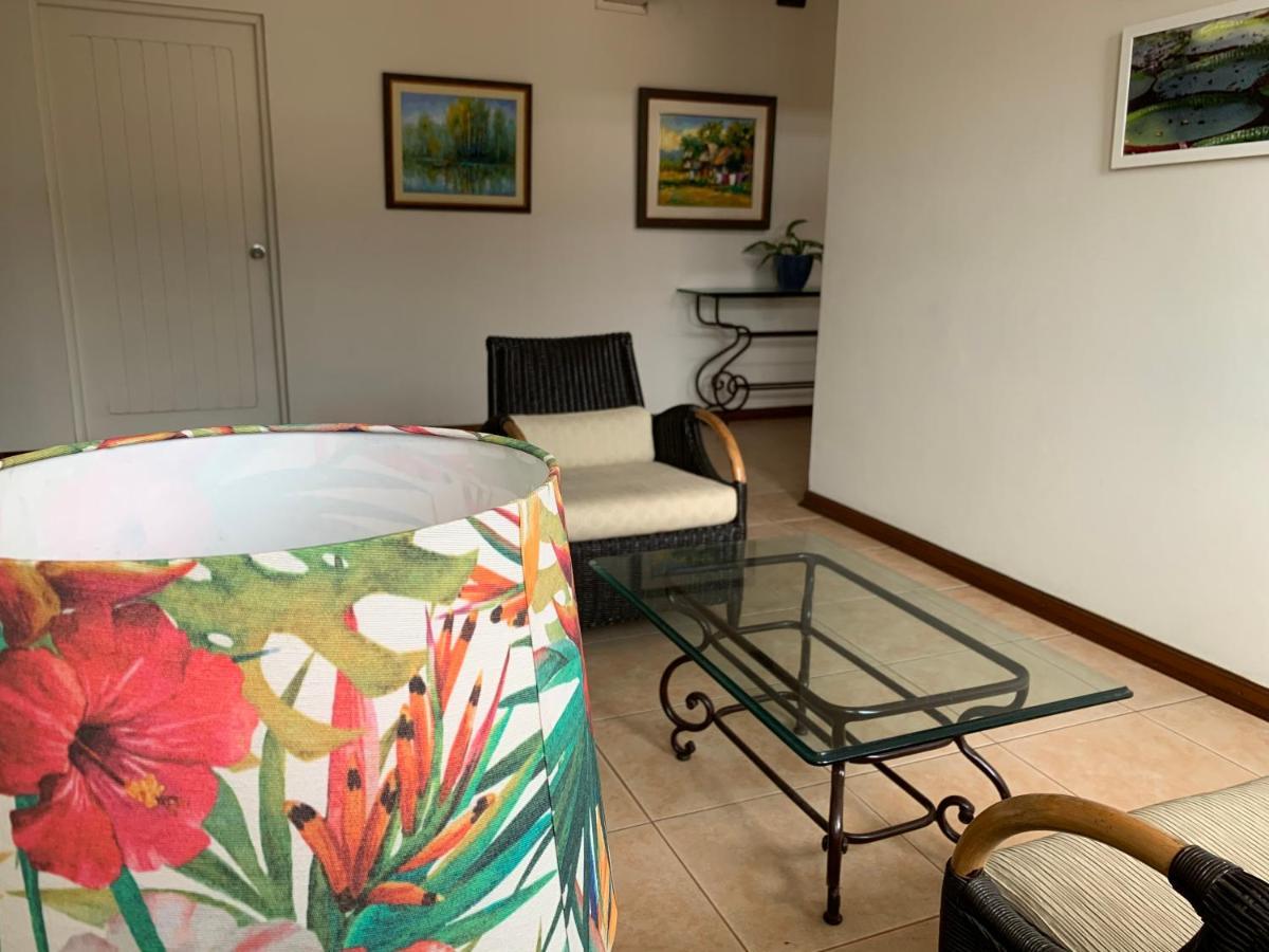 Hotel Acosta إكيتوس المظهر الخارجي الصورة