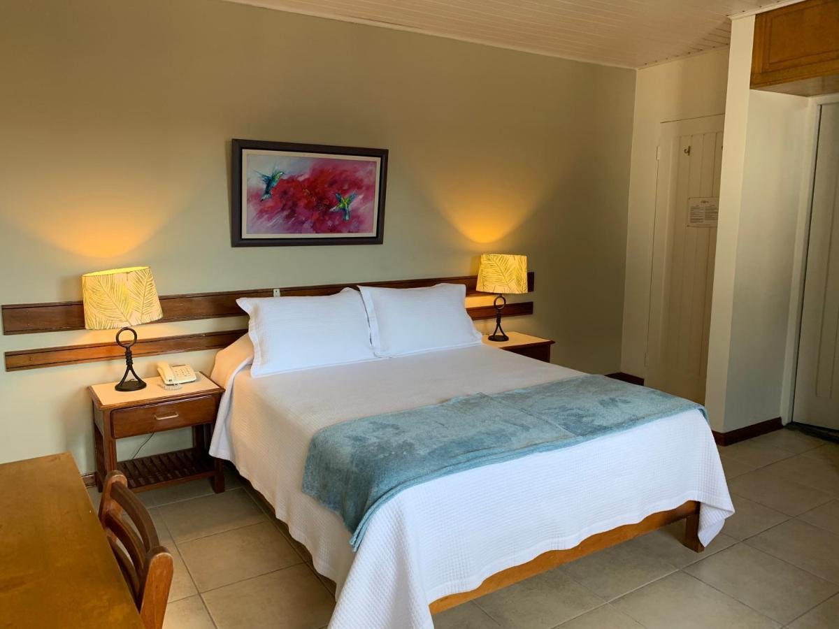 Hotel Acosta إكيتوس المظهر الخارجي الصورة