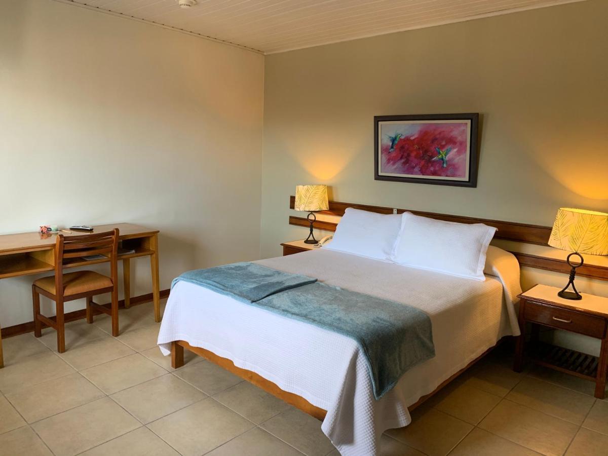 Hotel Acosta إكيتوس المظهر الخارجي الصورة